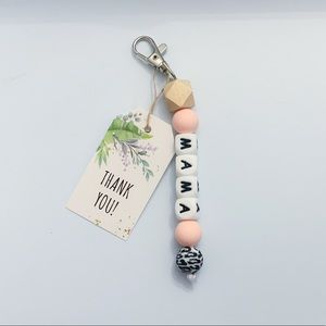 Personalized Mama Keychain
